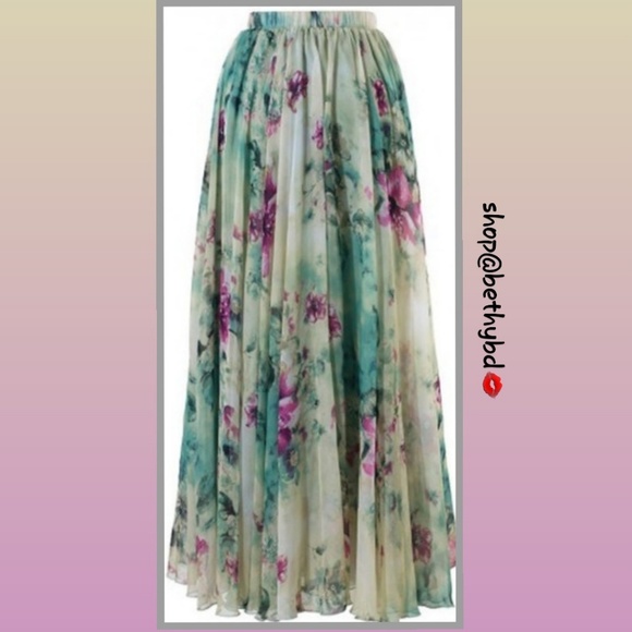 BelleoftheBallCoutureBoutique Dresses & Skirts - 🎁CCO🎁5🌟rated Boho Water Color Floral Maxi Skirt